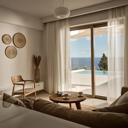 Villa Thelxi's I - Brand New Seaview Suite! *