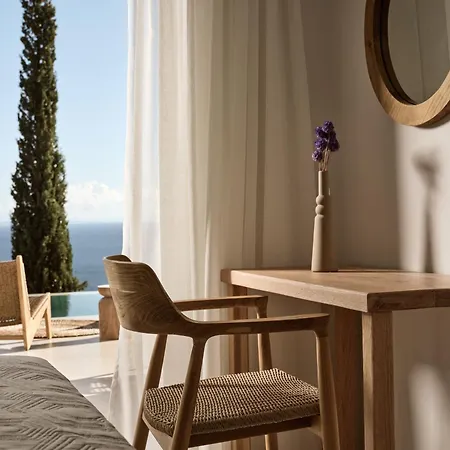 Thelxi's I - Brand New Seaview Suite! Ágios Nikolaos